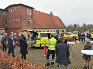 Autocentralen har leveret imponerende elektrisk akutbil til Falck