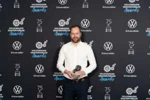 Autocentralen i Horsens kåret som bedste Volkswagen Erhverv-bilhus