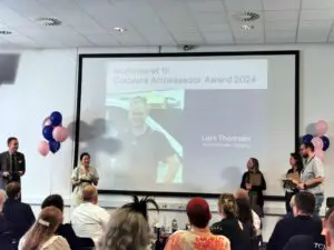 Hvis det er svært, så er det også vigtigt. Cocuura fylder tre år