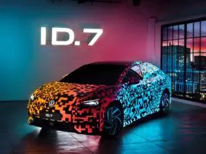 Gigantisk el-stationcar på vej fra Volkswagen