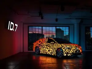 Gigantisk el-stationcar på vej fra Volkswagen