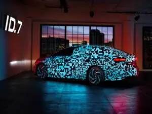 Gigantisk el-stationcar på vej fra Volkswagen