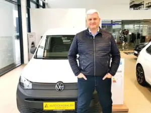 25 års jubilar bruger sit krudt både på varebiler og verdenskrige