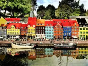 Nu kan du komme legende let til kørekortet i en Hyundai Ioniq 5