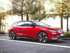 Kører konkurrenterne agterud - Volkswagen ID 7 er Årets Businessbil 2025