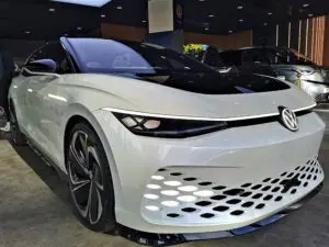 Gigantisk el-stationcar på vej fra Volkswagen