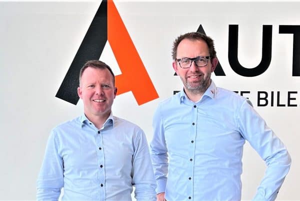 Administrerende direktør Anders Jensen (til venstre) sammen med kommunikations- og marketingchef Jesper Werge.